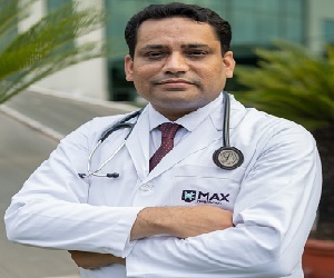 Dr. Faran Naim